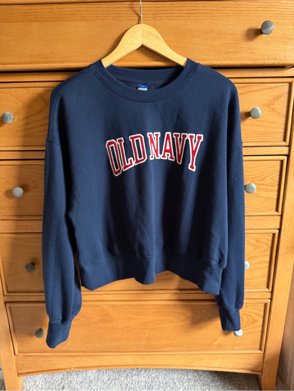Old Navy Womens Blue Crewneck Sweatshirt Red Logo Size L Classic Cozy Preppy